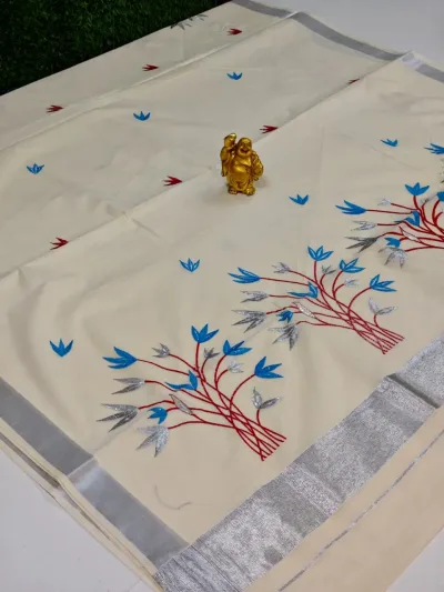 Elegant Hand Printed Saree – Cream & Yellow